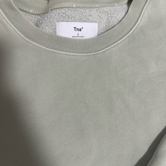 TNA SET: Crop Sweater & Sweatpants - Picture 3 of 6